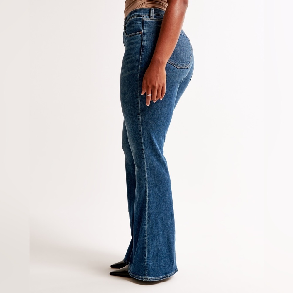 Abercrombie & Fitch Flare High Rise Jeans 30/10